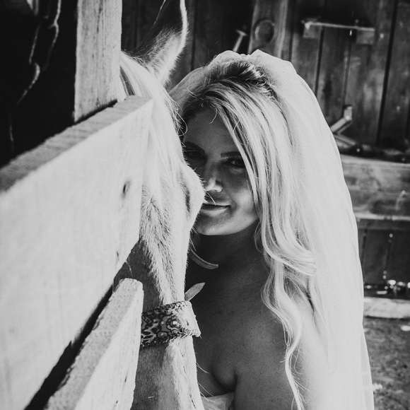 Meet your Posher, Sam - Picture 12 of 14